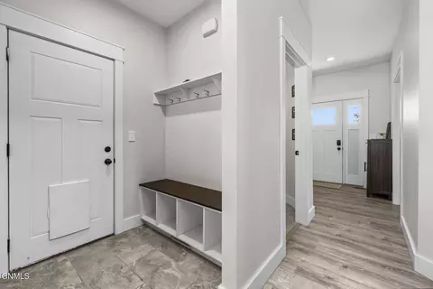Entry Way - 603 Wyatt St, Williston, ND 58801 photo 2 of 2