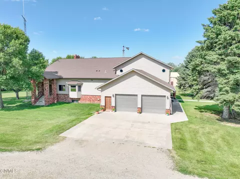 Exterior - 679 38th Ave NE, Bowdon, ND 58418 photo 3 of 18
