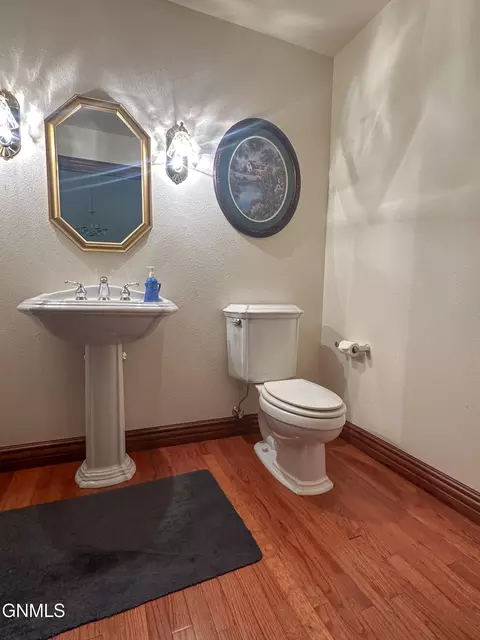 Bath - 679 38th Ave NE, Bowdon, ND 58418 photo 6 of 11