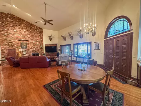 Dining - 679 38th Ave NE, Bowdon, ND 58418 photo 1 of 3