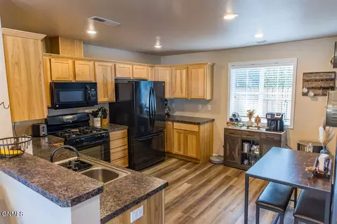 Kitchen - 209 5th St NE, Mandan, ND 58554 photo 1 of 4