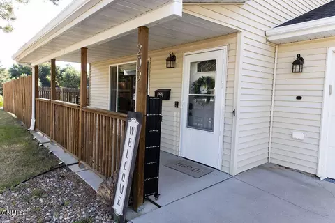 Exterior - 209 5th St NE, Mandan, ND 58554 photo 1 of 3