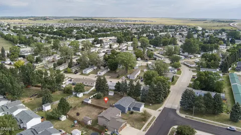 View/Area - 4020 Arlington Dr S, Bismarck, ND 58503 photo 3 of 13