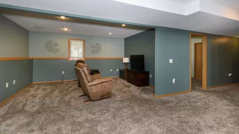 Living - 4020 Arlington Dr S, Bismarck, ND 58503 photo 1 of 1