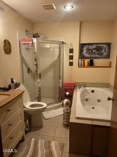 Bath - 4020 Arlington Dr S, Bismarck, ND 58503 photo 2 of 3
