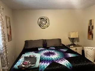 Bedroom - 4020 Arlington Dr S, Bismarck, ND 58503 photo 3 of 5