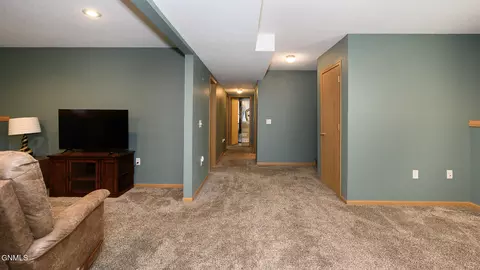 Entry Way - 4020 Arlington Dr S, Bismarck, ND 58503 photo 3 of 3