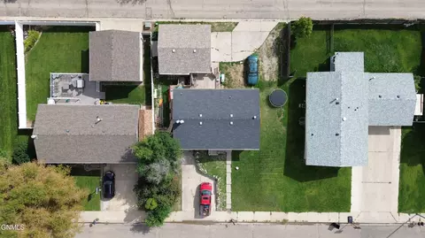 View/Area - 2114 8th Ave E, Williston, ND 58801 photo 2 of 3