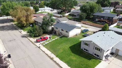 View/Area - 2114 8th Ave E, Williston, ND 58801 photo 3 of 3