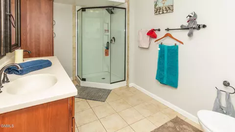 Bath - 1917 E Capitol Ave, Bismarck, ND 58501 photo 7 of 8