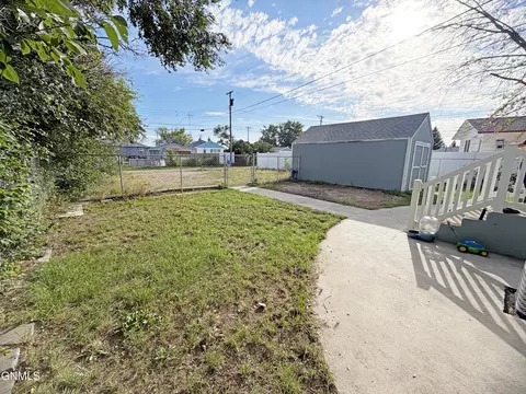 Exterior - 519 W Highland Dr, Williston, ND 58801 photo 1 of 4