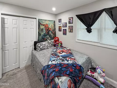 Bedroom - 519 W Highland Dr, Williston, ND 58801 photo 4 of 5