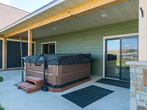 Exterior - 3228 River Dr N, Mandan, ND 58554 photo 9 of 18