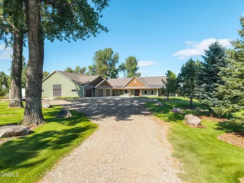 Exterior - 3228 River Dr N, Mandan, ND 58554 photo 10 of 18
