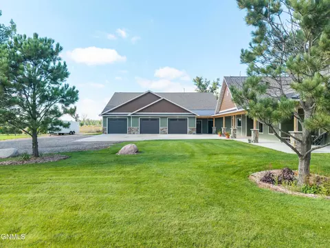 Exterior - 3228 River Dr N, Mandan, ND 58554 photo 4 of 18