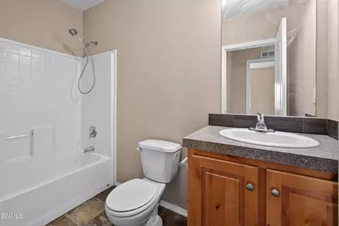 Bath - 12368 Truax St, Epping, ND 58843 photo 2 of 3