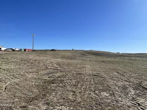 14670 Engberg St, Williston, ND 58801 photo 5