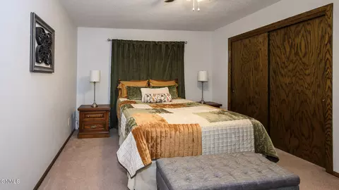 Bedroom - 601 Interstate Ave, Bismarck, ND 58503 photo 1 of 4