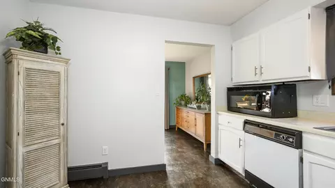 Kitchen - 601 Interstate Ave, Bismarck, ND 58503 photo 3 of 3