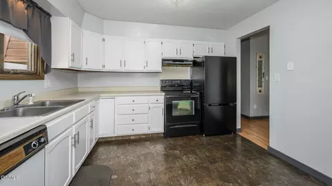 Kitchen - 601 Interstate Ave, Bismarck, ND 58503 photo 1 of 3