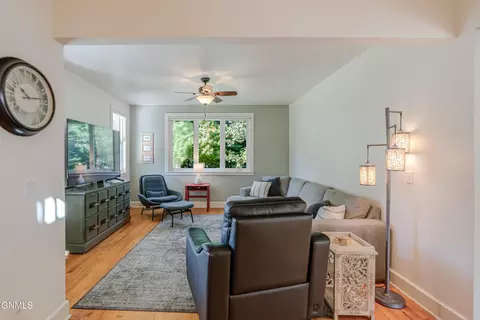 Living - 2880 Clover Ln, Bismarck, ND 58503 photo 1 of 4