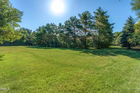 Exterior - 2880 Clover Ln, Bismarck, ND 58503 photo 7 of 19