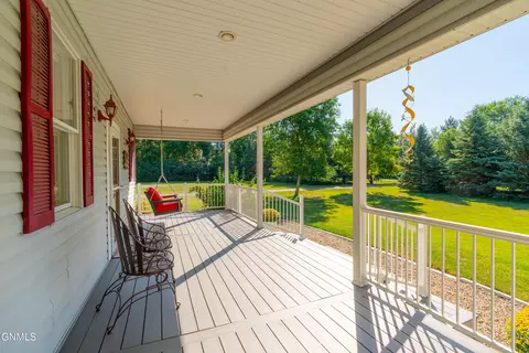 Exterior - 2880 Clover Ln, Bismarck, ND 58503 photo 19 of 19