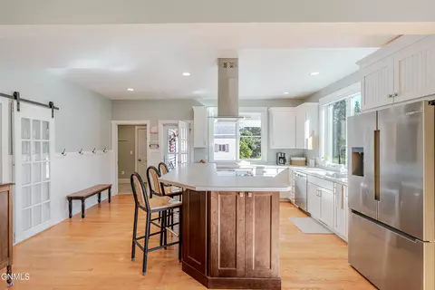 Kitchen - 2880 Clover Ln, Bismarck, ND 58503 photo 3 of 9