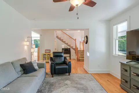 Living - 2880 Clover Ln, Bismarck, ND 58503 photo 4 of 4