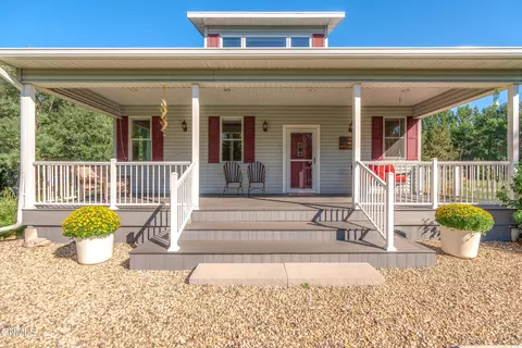 Exterior - 2880 Clover Ln, Bismarck, ND 58503 photo 14 of 19