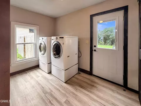 Other - 605 W Broadway, Williston, ND 58801 photo 2 of 9