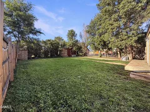 Exterior - 605 W Broadway, Williston, ND 58801 photo 2 of 4