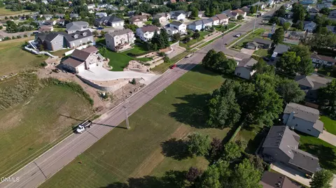 View/Area - 1920 26th St N, Bismarck, ND 58501 photo 4 of 10