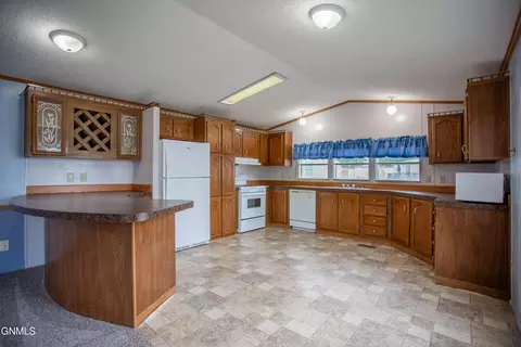 Kitchen - 357 Continental Ave, Bismarck, ND 58504 photo 1 of 2