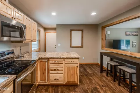 Kitchen - 2034 Saint Benedict Dr, Bismarck, ND 58501 photo 7 of 8