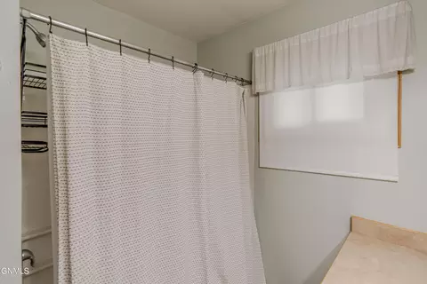 Bath - 2034 Saint Benedict Dr, Bismarck, ND 58501 photo 2 of 7