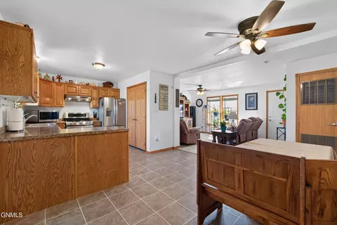 Kitchen - 13924 Bergstrom Dr, Williston, ND 58801 photo 1 of 5