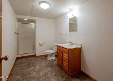 Bath - 7301 Northgate Dr, Bismarck, ND 58504 photo 4 of 4