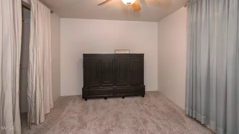 Bedroom - 40001 392nd St NE, Wing, ND 58494 photo 3 of 3