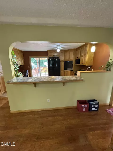 Kitchen - 28 Santee Rd, Lincoln, ND 58504 photo 4 of 6