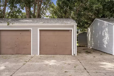 Exterior - 2992 Warwick Loop, Bismarck, ND 58504 photo 1 of 1