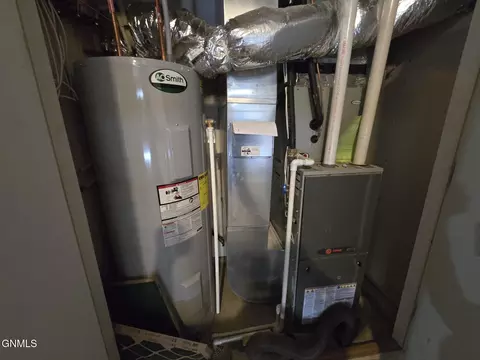 Other - 3212 Kenner Loop, Bismarck, ND 58504 photo 6 of 6