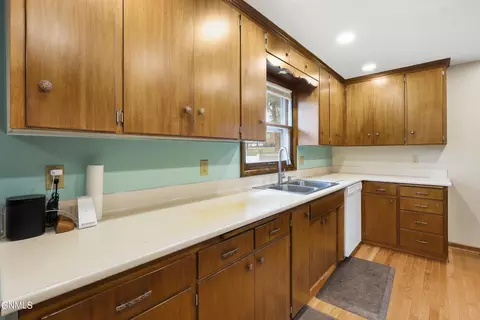 Kitchen - 1827 N 3rd St, Bismarck, ND 58501 photo 2 of 7
