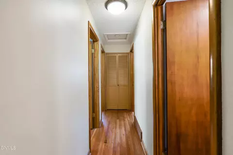 Entry Way - 1827 N 3rd St, Bismarck, ND 58501 photo 1 of 2