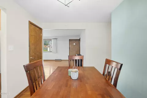 Dining - 1827 N 3rd St, Bismarck, ND 58501 photo 3 of 3