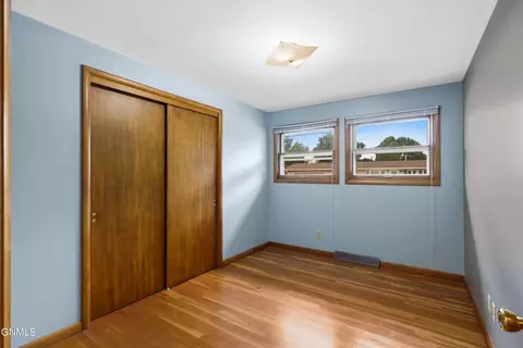 Bedroom - 1827 N 3rd St, Bismarck, ND 58501 photo 1 of 10