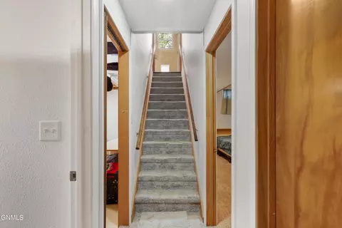 Entry Way - 1827 N 3rd St, Bismarck, ND 58501 photo 2 of 2