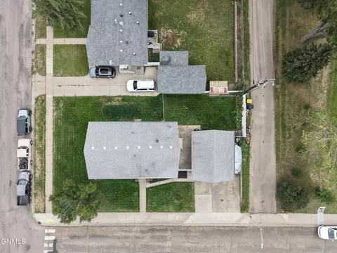 View/Area - 1827 N 3rd St, Bismarck, ND 58501 photo 3 of 4