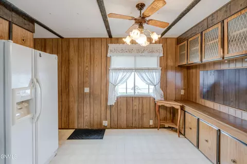 Kitchen - 902 S Frontier Trl, Mandan, ND 58554 photo 7 of 8
