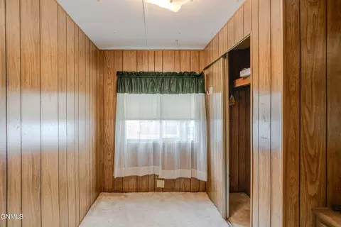 Bedroom - 902 S Frontier Trl, Mandan, ND 58554 photo 4 of 7